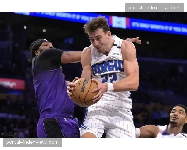 魔术力克骑士 班凯罗带队延续主场强劲势头