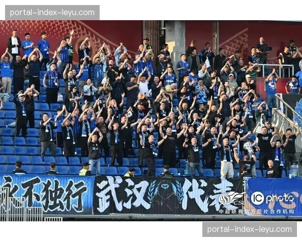 武汉三镇客场不敌重庆铜梁龙，负一分排名深陷降级区边缘